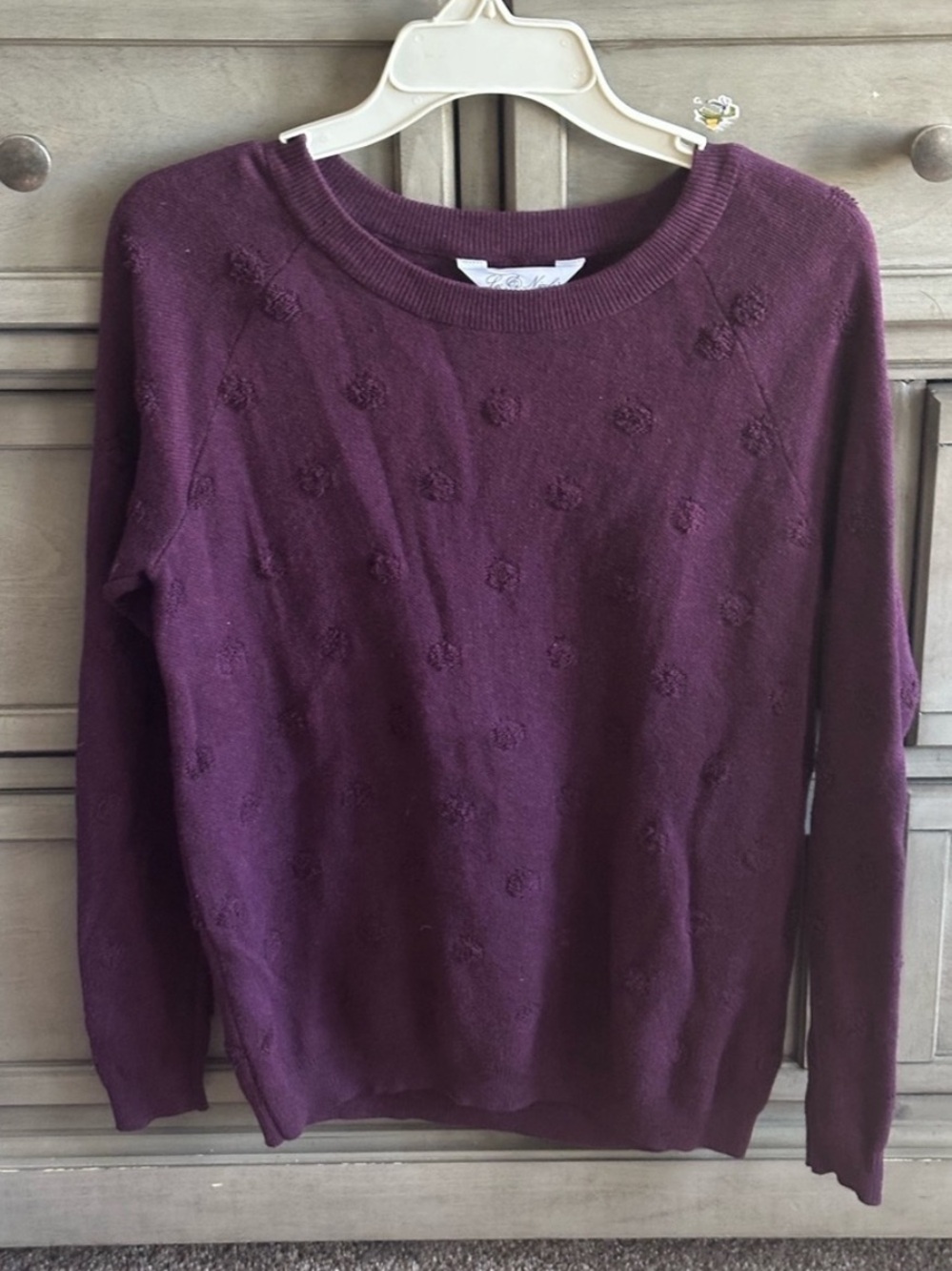 Leo & Nicole Women's Embroidered Crewneck Sweater in Deep Plum. Small